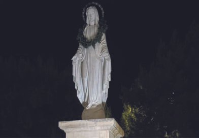 La luce torna su Maria: Cultura e Armonia restituisce dignità a Largo Pozzi